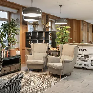 ** Hotel Mynext - Rudy Rakousko